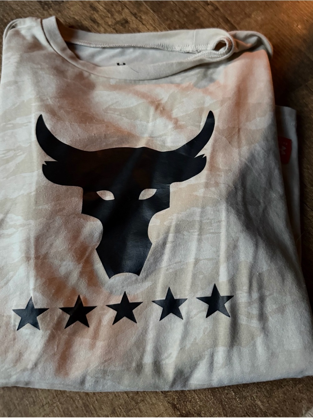 Under Armour Beige Graphic Tee with Black Bull and Stars